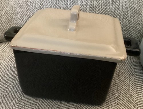 Casseruola coperta quadrata