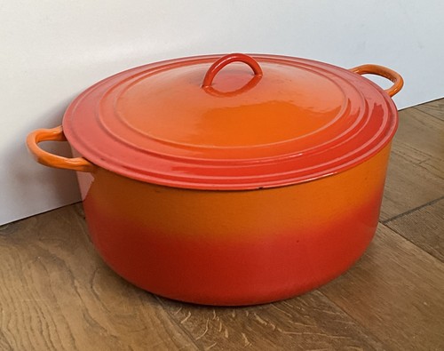 Vintage 1960s creuset size - le,